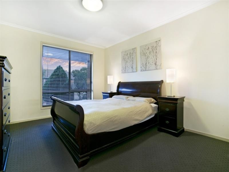 13 Farnborough Street, Oakden SA 5086