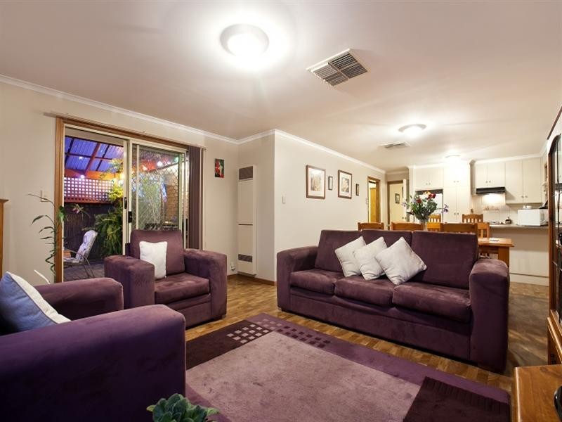 35 Farnborough Street, Oakden SA 5086