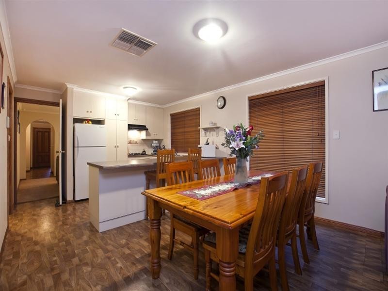 35 Farnborough Street, Oakden SA 5086