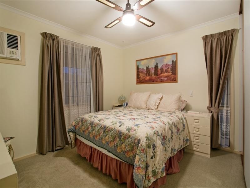 2/54 Blyth Street, Clearview SA 5085