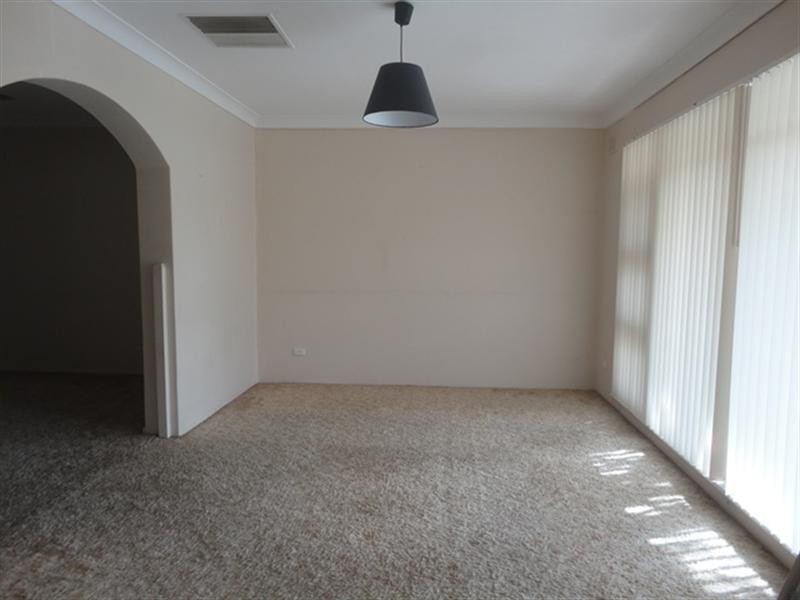 18 Esther Binks Avenue, Greenacres SA 5086