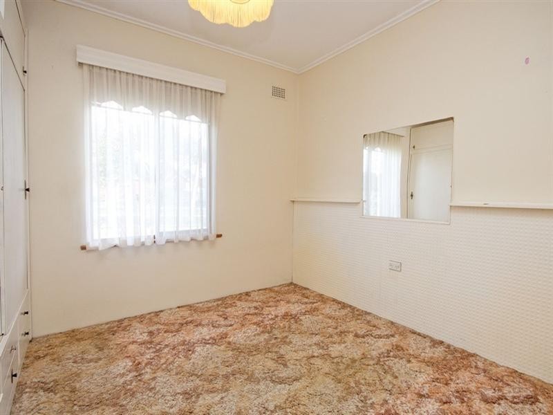 20 Walton Avenue, Clearview SA 5085