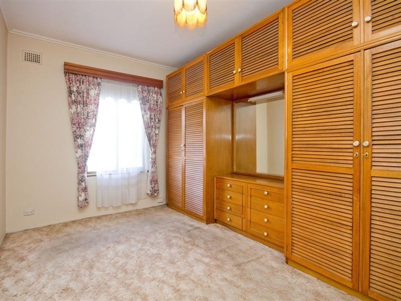 20 Walton Avenue, Clearview SA 5085