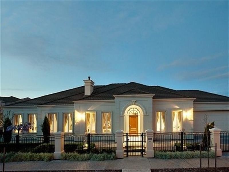 9 Dutton Avenue, Mawson Lakes SA 5095