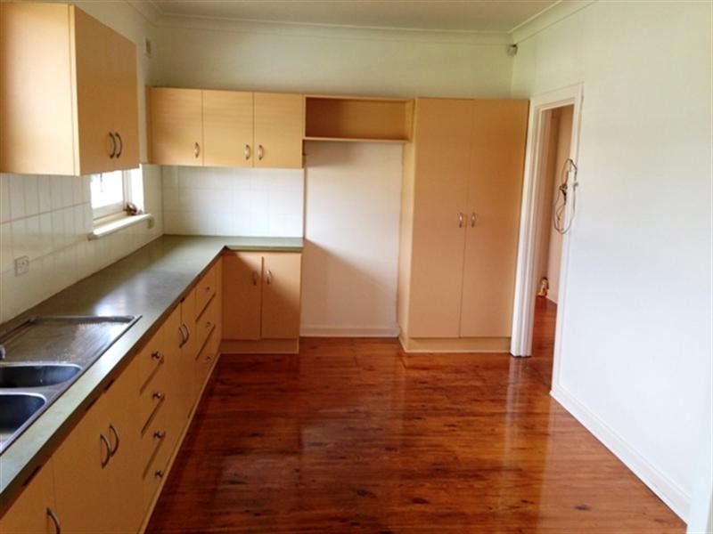 11 Reading Street, Clearview SA 5085