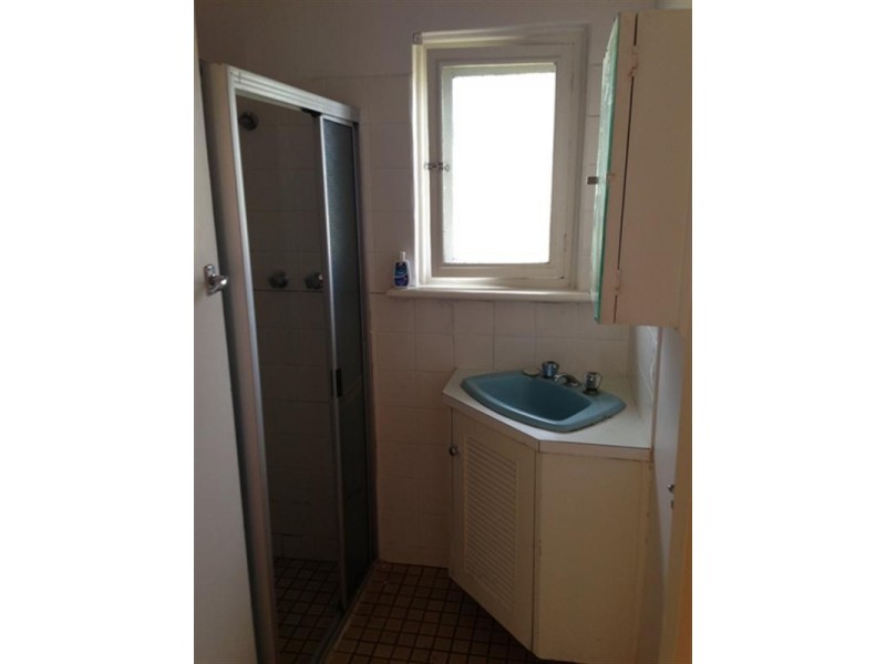 11 Reading Street, Clearview SA 5085