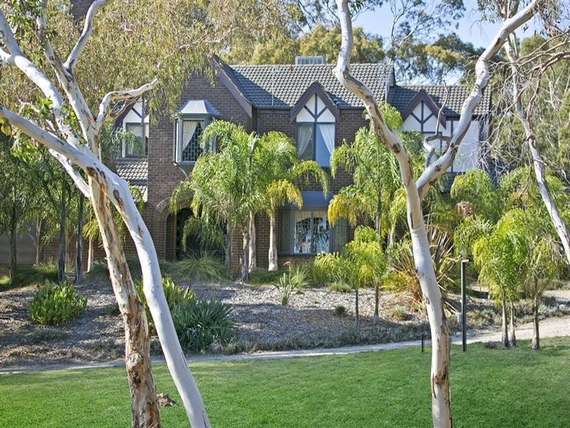 536 Grenfell Road, Fairview Park SA 5126