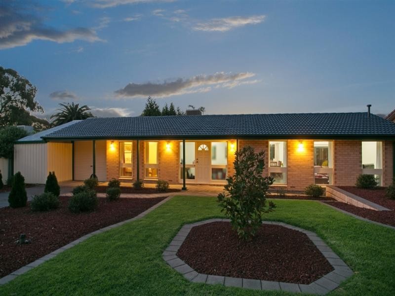 4 Shiraz Street, Wynn Vale SA 5127