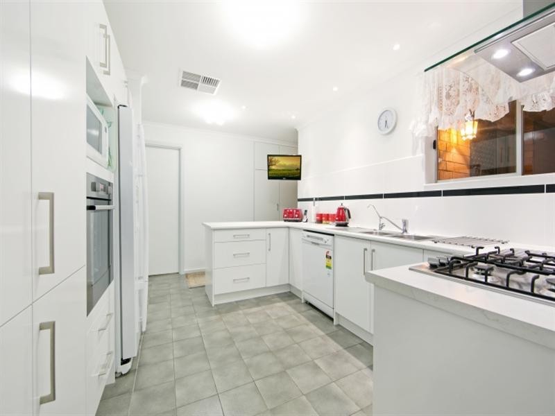 4 Shiraz Street, Wynn Vale SA 5127