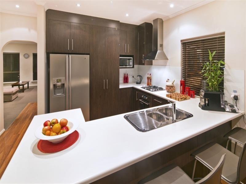 42 Lord Howe Crescent, Mawson Lakes SA 5095