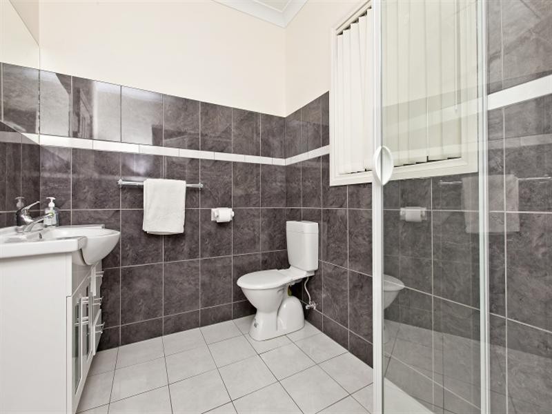 1 Brian Way, Valley View SA 5093