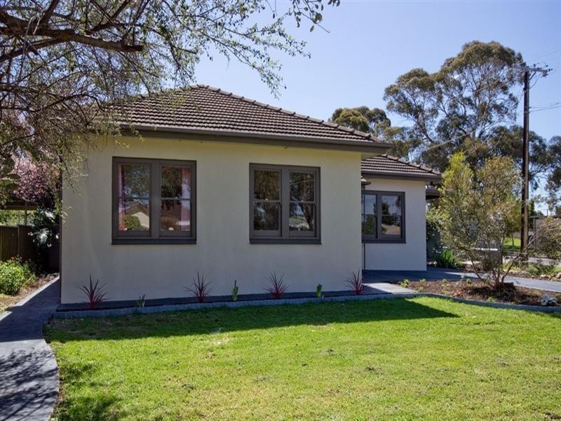 20 Murray Avenue, Clearview SA 5085