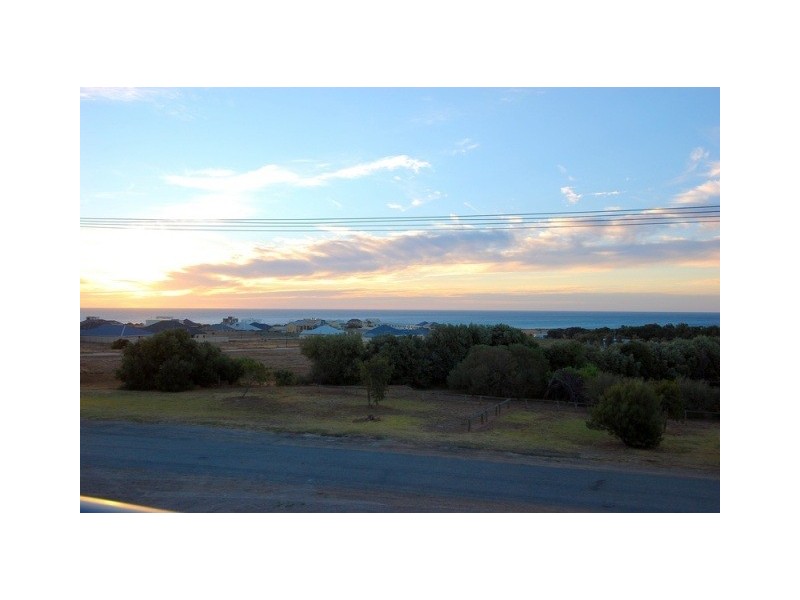 8 Riviera Road, Sellicks Beach SA 5174