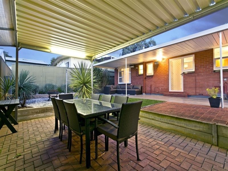 14 Albion Street, Ridgehaven SA 5097