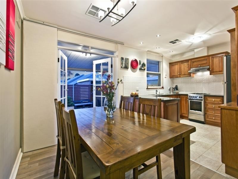 14 Albion Street, Ridgehaven SA 5097