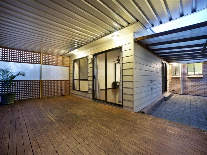 24 Telford Crescent, Modbury Heights SA 5092