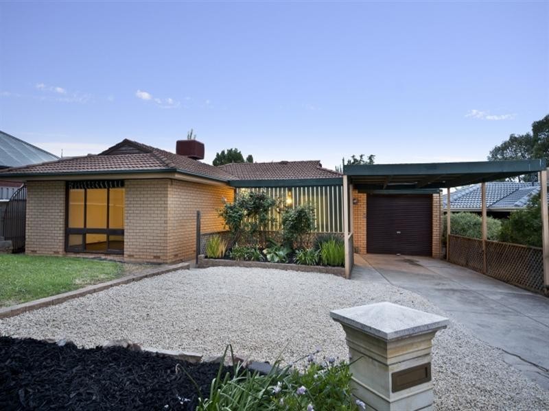 24 Telford Crescent, Modbury Heights SA 5092