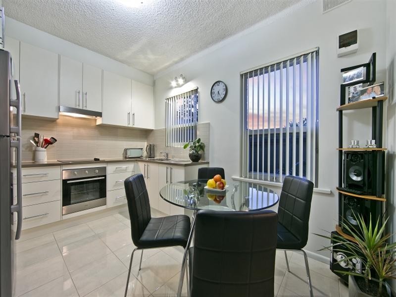 2/16 Collins Street, Enfield SA 5085