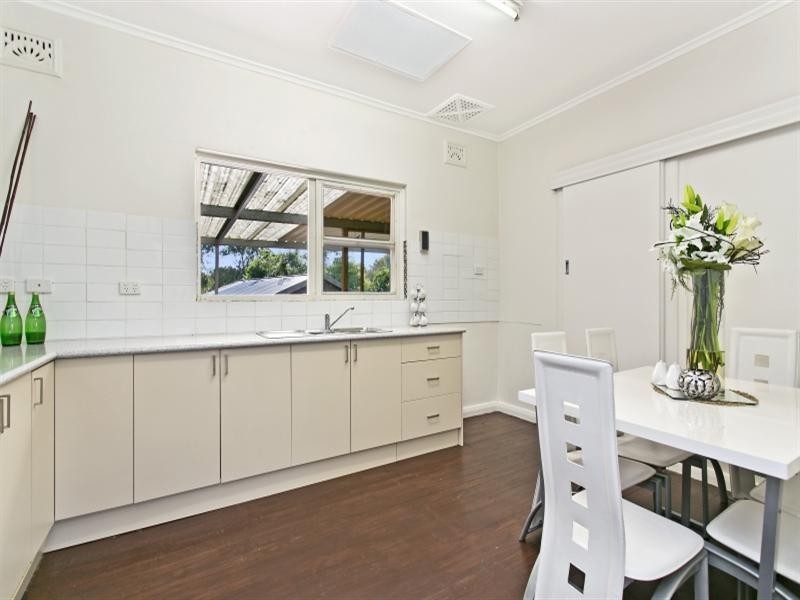 6 Redwood Avenue, Redwood Park SA 5097