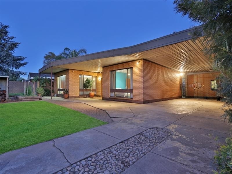 31 HARRIS Road, Vale Park SA 5081