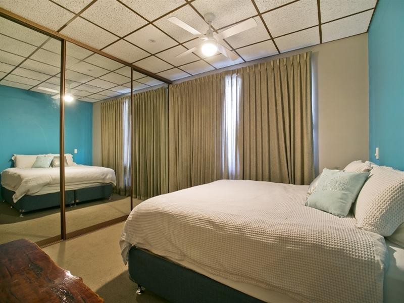 31 HARRIS Road, Vale Park SA 5081