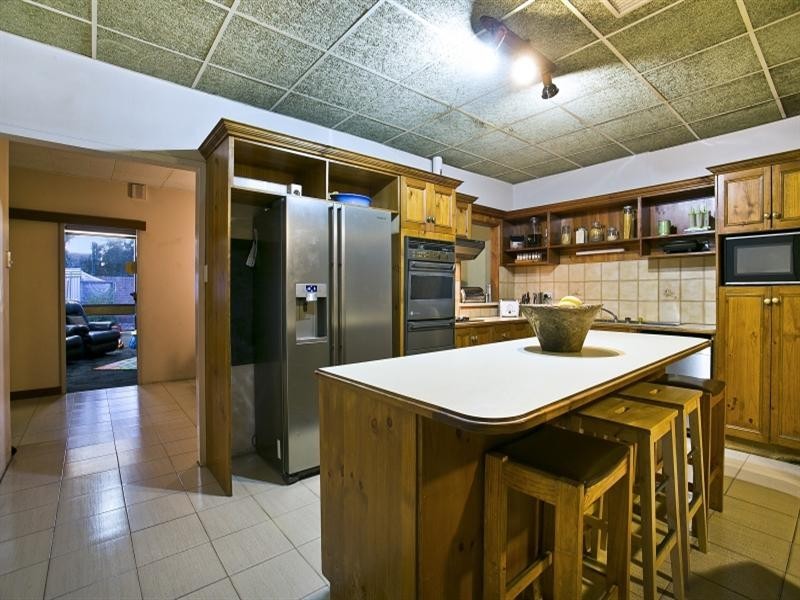 31 HARRIS Road, Vale Park SA 5081