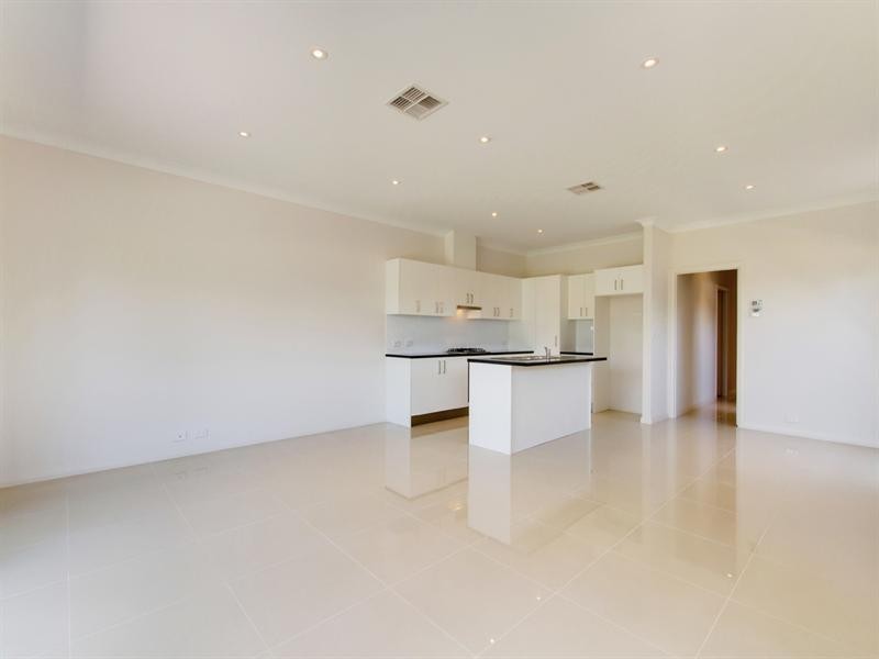 9 Branson Avenue, Clearview SA 5085