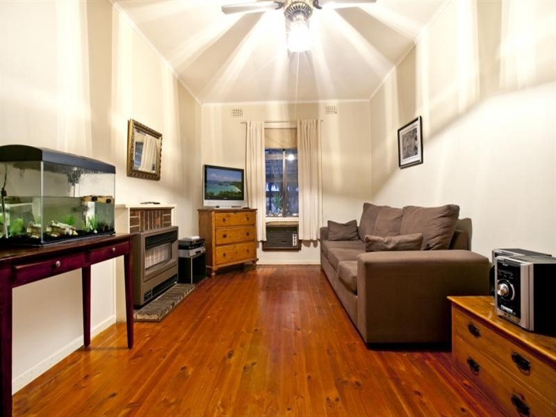 16 Gosfield Crescent, Hampstead Gardens SA 5086