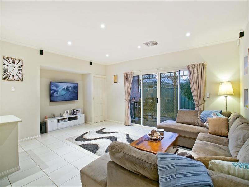 19 Caswell Circuit, Mawson Lakes SA 5095