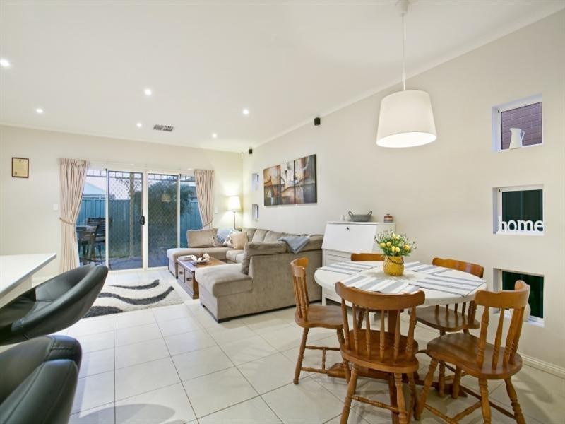 19 Caswell Circuit, Mawson Lakes SA 5095