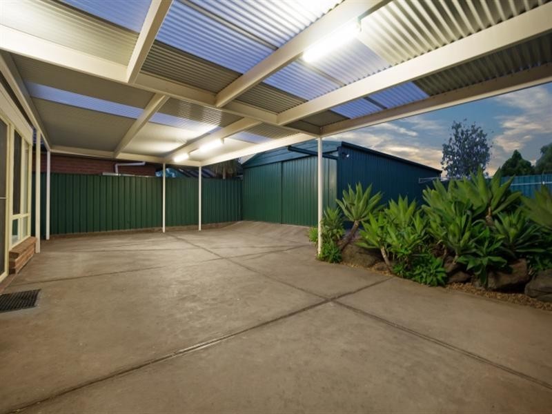10 Balmoral Street, Hillcrest SA 5086
