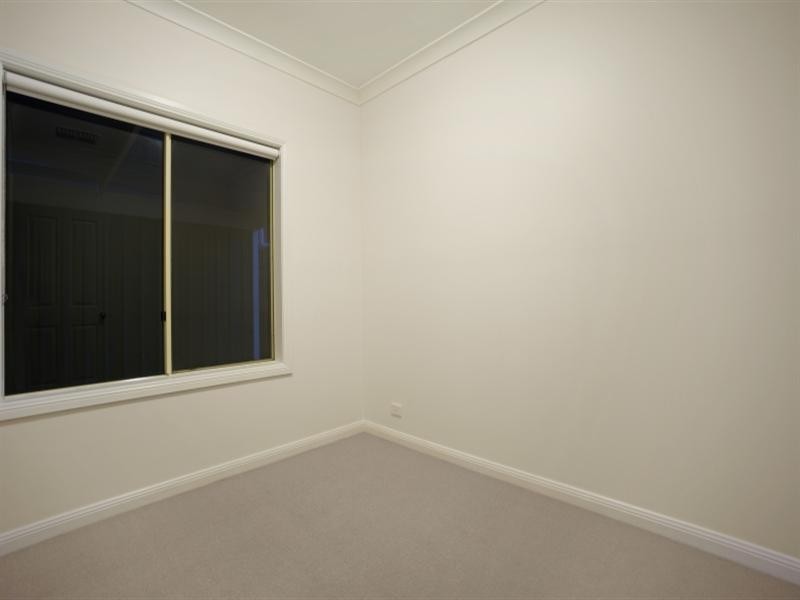 10 Balmoral Street, Hillcrest SA 5086