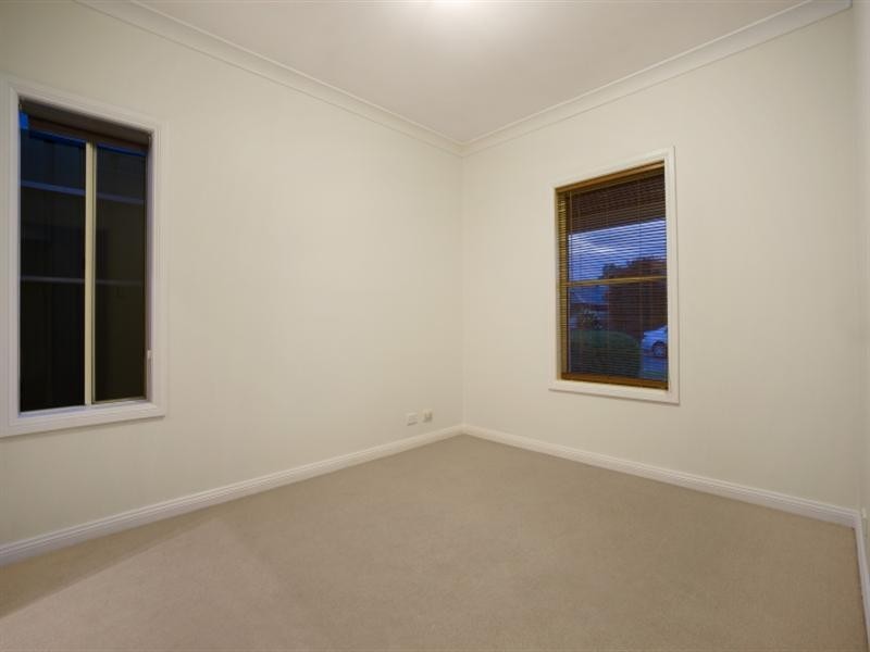 10 Balmoral Street, Hillcrest SA 5086