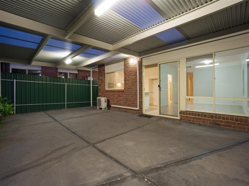 10 Balmoral Street, Hillcrest SA 5086