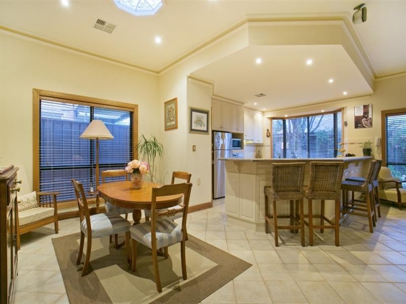 8 Dovecote Street, Oakden SA 5086