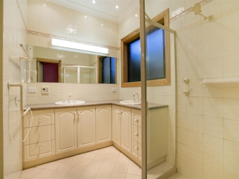 8 Dovecote Street, Oakden SA 5086