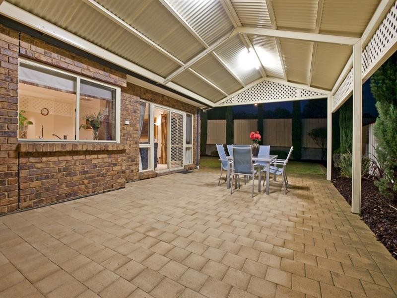 11 Hillside Court, Walkley Heights SA 5098