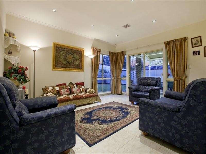 11 Hillside Court, Walkley Heights SA 5098