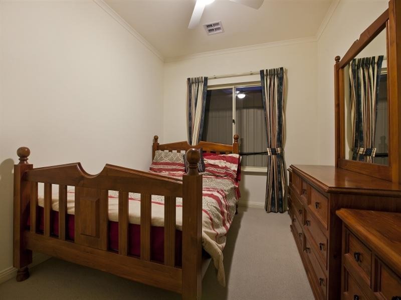 11 Hillside Court, Walkley Heights SA 5098