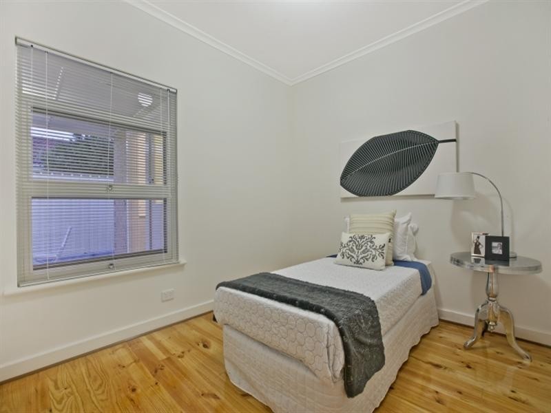 3/30 Dunbar Terrace (Facing Fifth Ave), Glenelg East SA 5045