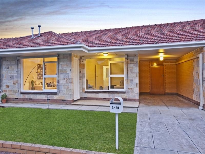 3/30 Dunbar Terrace (Facing Fifth Ave), Glenelg East SA 5045