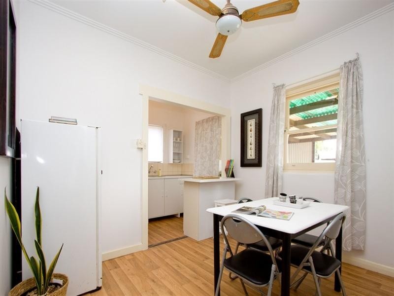 2a Selkirk Avenue, Clearview SA 5085