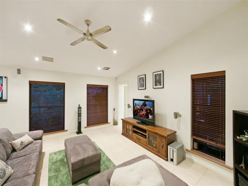 279 Hancock Road, Banksia Park SA 5091