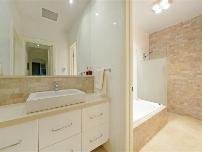 279 Hancock Road, Banksia Park SA 5091