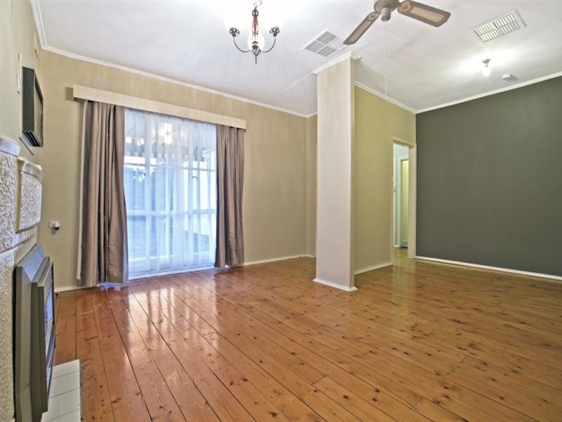 18 Truscott Road, Enfield SA 5085