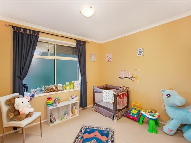 13 Mottistone Court, Oakden SA 5086