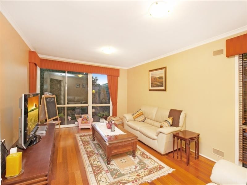 13 Mottistone Court, Oakden SA 5086