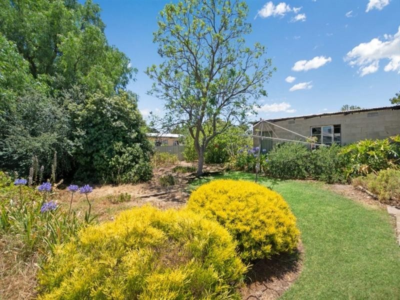 10 Wootten Street, Greenacres SA 5086