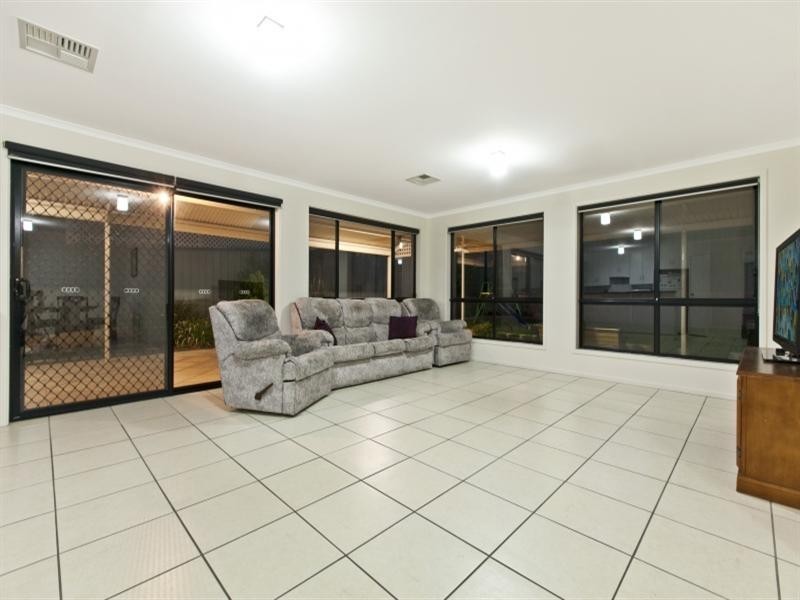 6 Brickwork Place, Walkley Heights SA 5098