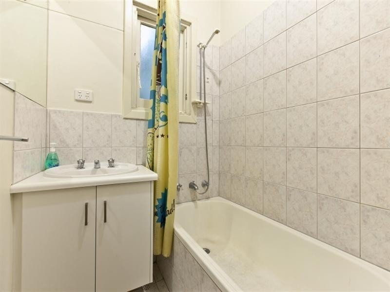 3 Sandville Avenue, Broadview SA 5083